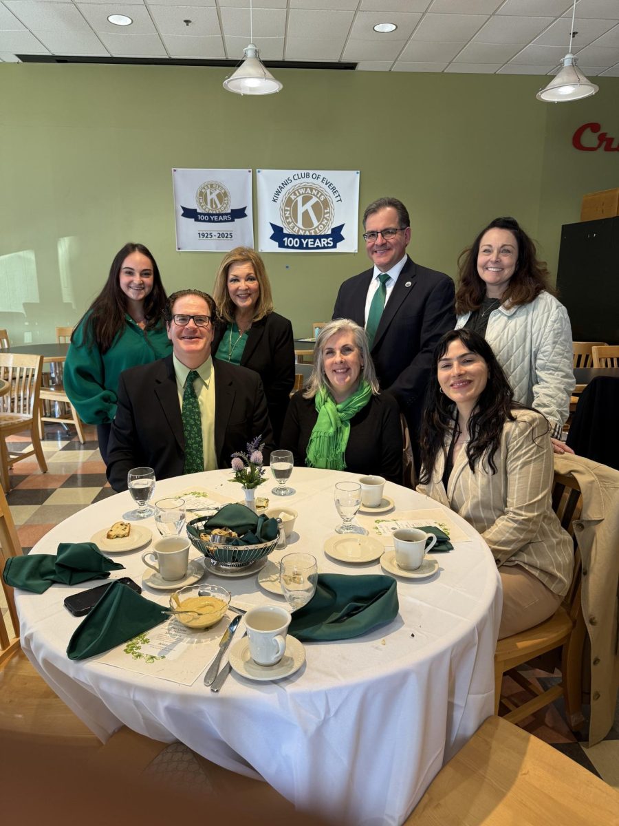 Mayor VanCampen and members of his staff joined by Kim Auger and her daughter Emma Perry at the Kiwanis St. Patrick's Day Luncheon. 