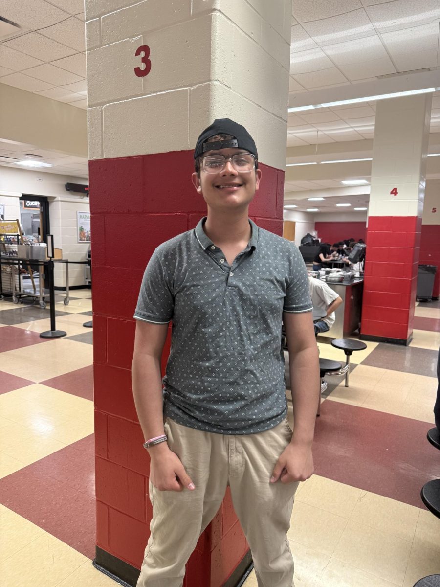 Senior Jonatan Chavez dressed for country club theme.