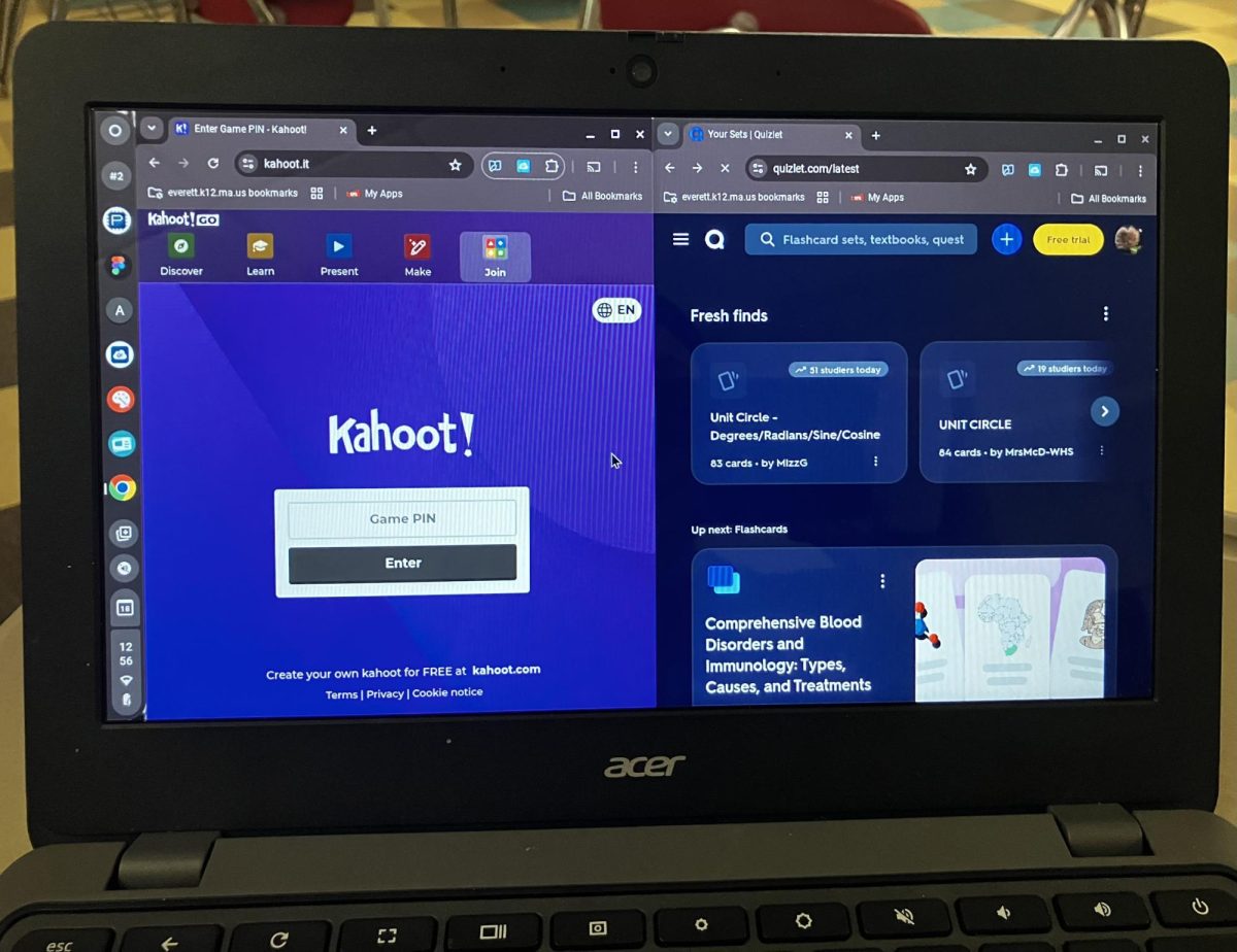 Quizlets, Kahoots, or really any site where you can create your own quiz is the best study method.